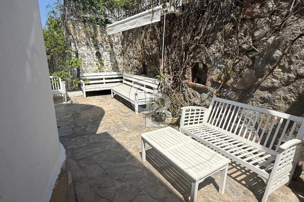 YALIKAVAK' DA MARİNA MANZARALI YILLIK KİRALIK MÜSTAKİL VİLLA