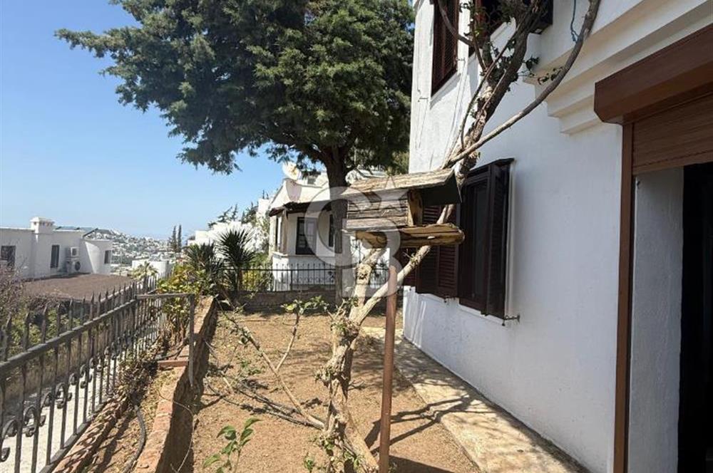 YALIKAVAK' DA MARİNA MANZARALI YILLIK KİRALIK MÜSTAKİL VİLLA