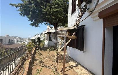 YALIKAVAK' DA MARİNA MANZARALI YILLIK KİRALIK MÜSTAKİL VİLLA