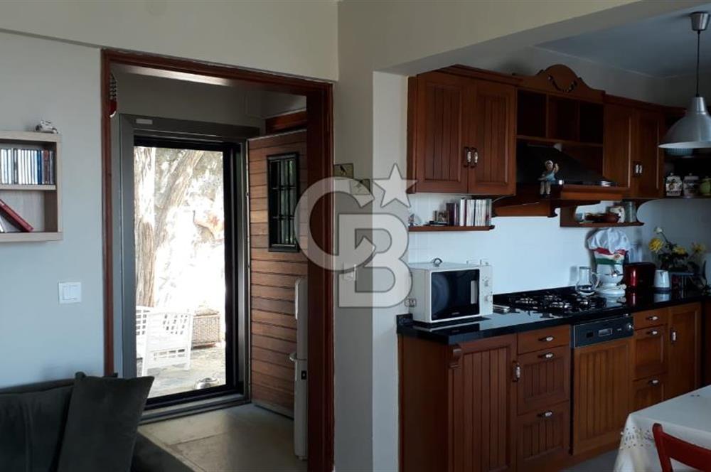 YALIKAVAK' DA MARİNA MANZARALI YILLIK KİRALIK MÜSTAKİL VİLLA