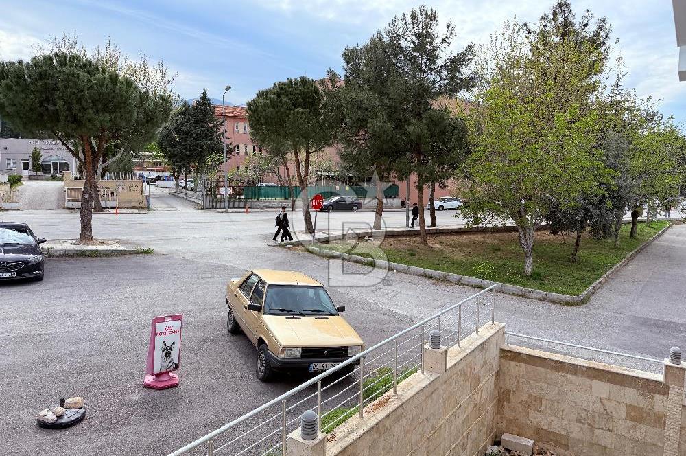 Yunusemre Mh. Devren Kiralık 60 Mt2 İş Yeri