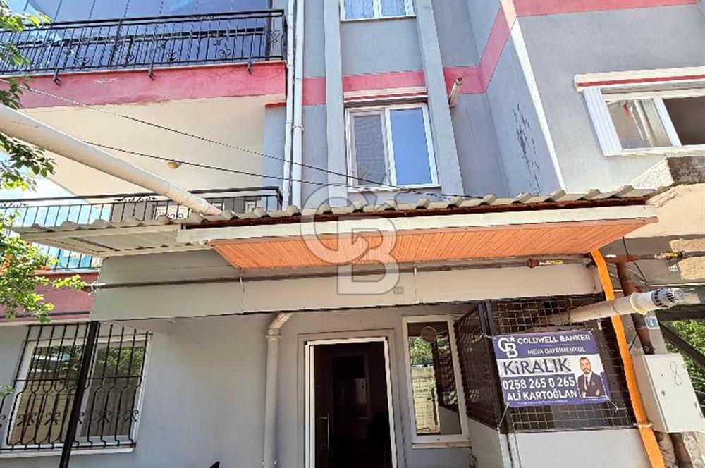Zeytinköy Mh. Cerrahi Hastanesinin Arkasında 2+1 75 M² Kiralık