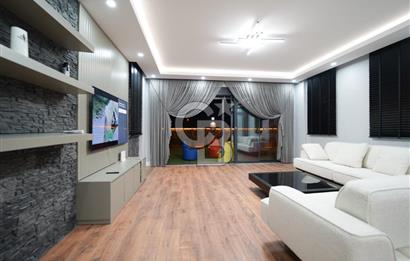Side'de satılık 7+1 villa