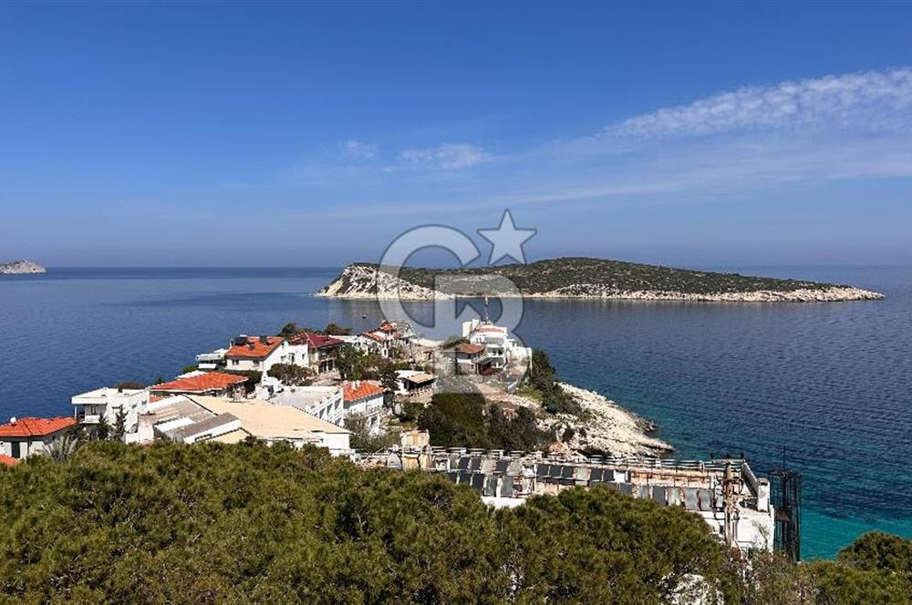 Karaburun İncirlikoy'da 4+1 Deniz Manzaralı Villa