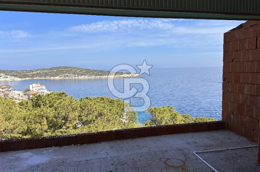 Karaburun İncirlikoy'da 4+1 Deniz Manzaralı Villa