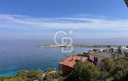 Karaburun İncirlikoy'da 4+1 Deniz Manzaralı Villa