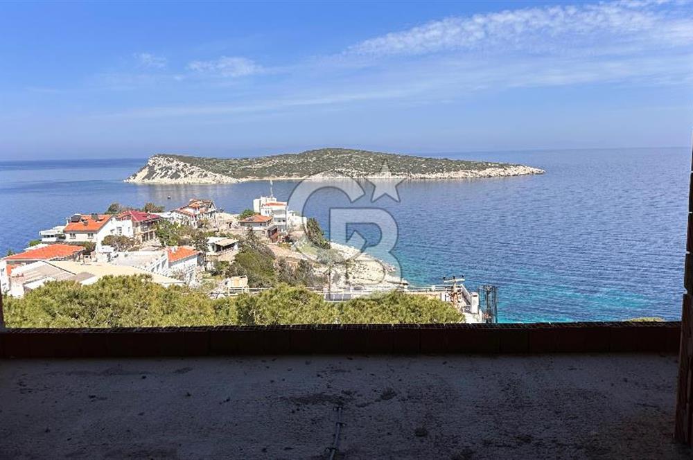Karaburun İncirlikoy'da 4+1 Deniz Manzaralı Villa