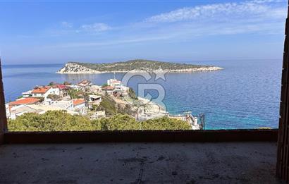 Karaburun İncirlikoy'da 4+1 Deniz Manzaralı Villa