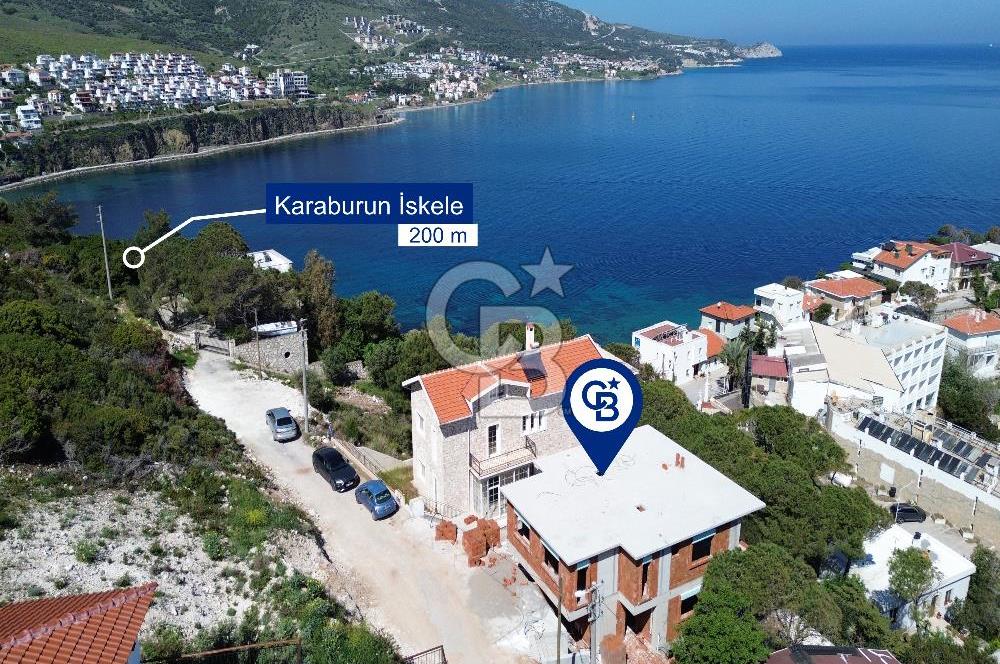 Karaburun İncirlikoy'da 4+1 Deniz Manzaralı Villa