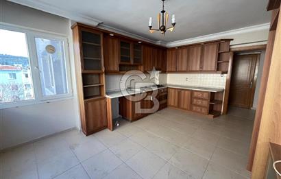 ALİAĞA SAHİLDE MUHTEŞEM DENİZ MANZARALI GENİŞ 3+1 DAİRE