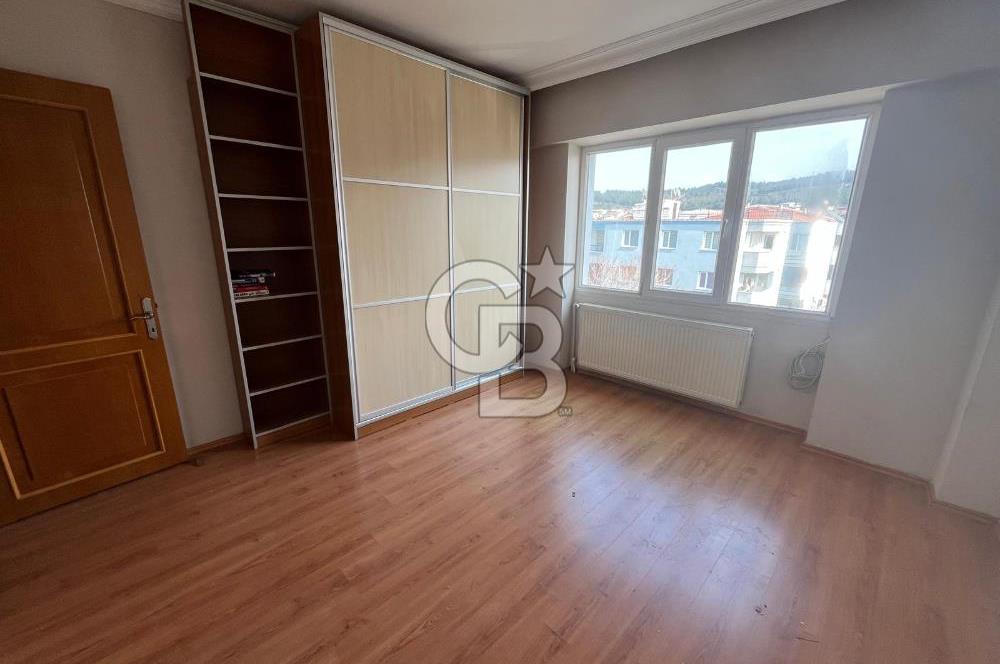 ALİAĞA SAHİLDE MUHTEŞEM DENİZ MANZARALI GENİŞ 3+1 DAİRE