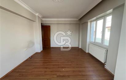 ALİAĞA SAHİLDE MUHTEŞEM DENİZ MANZARALI GENİŞ 3+1 DAİRE