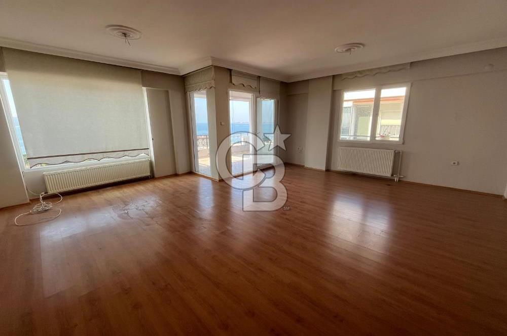 ALİAĞA SAHİLDE MUHTEŞEM DENİZ MANZARALI GENİŞ 3+1 DAİRE