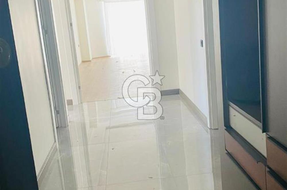 COLDWELL BANKER OMEGA'DAN ÇEYSA TWİN TOWERS'TE SATILIK 2+1 BÜRO