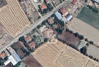 Burdur Bucak Ürkütlü'de Asfalt Yola 2. Parsel 597 m² İmarlı Arsa
