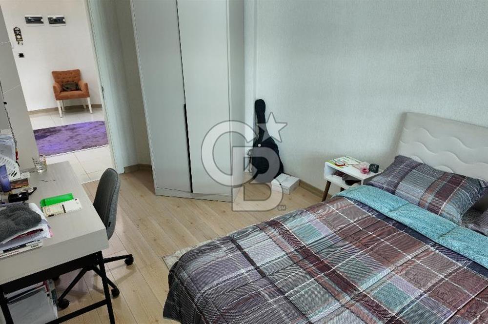 TURGUT ÖZAL MAHALLESİNDE SİTE İÇERİSİNDE LÜKS 4+1 DAİRE