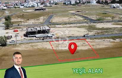 Lefkoşa Metehan Bölgesinde Arka Cephesi Yeşil Alan  Satılık Arsa !!!