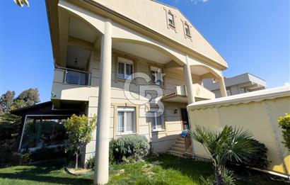 Urla Çeşmealtı Merkezde Tam Müstakil Villa 
