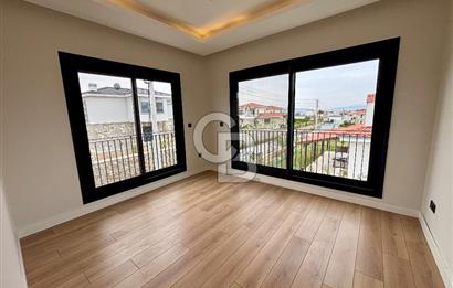 Seferıhısar akarca 140 m2 net kose parsel dublex Vılla