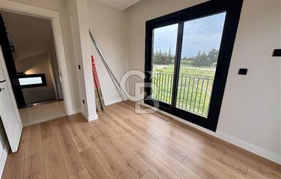 Seferıhısar akarca 140 m2 net kose parsel dublex Vılla