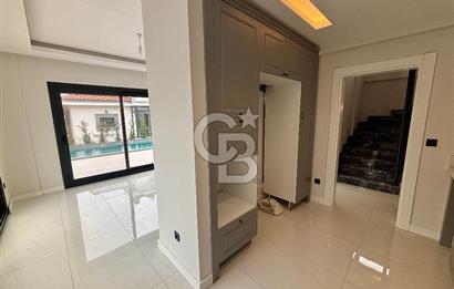 Seferıhısar akarca 140 m2 net kose parsel dublex Vılla