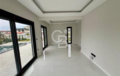 Seferıhısar akarca 140 m2 net kose parsel dublex Vılla