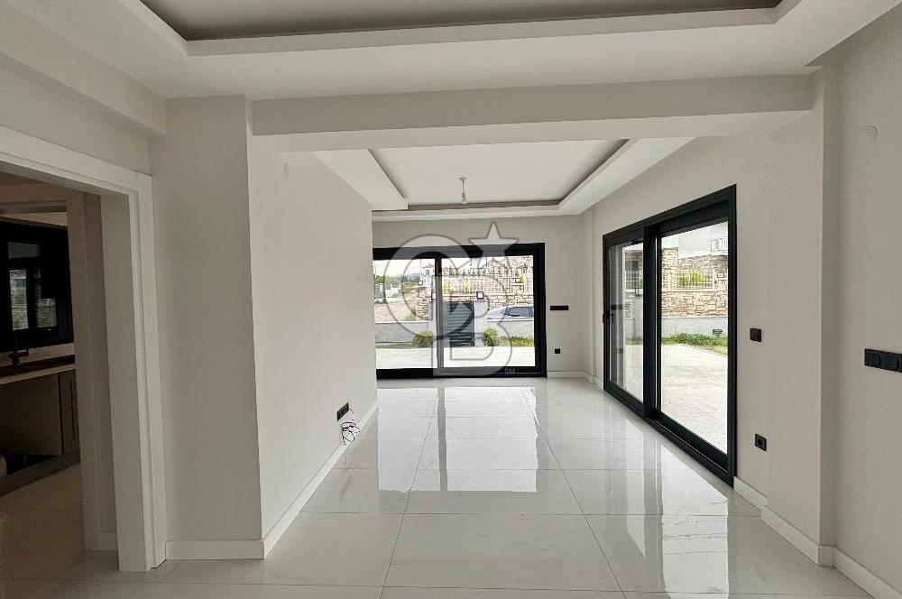 Seferıhısar akarca 140 m2 net kose parsel dublex Vılla