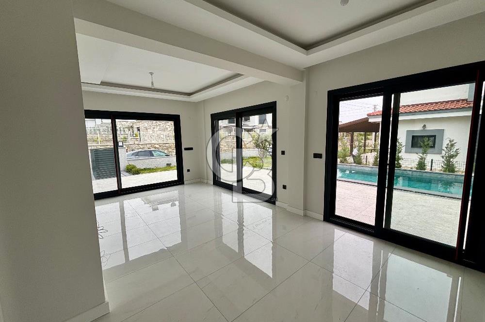 Seferıhısar akarca 140 m2 net kose parsel dublex Vılla