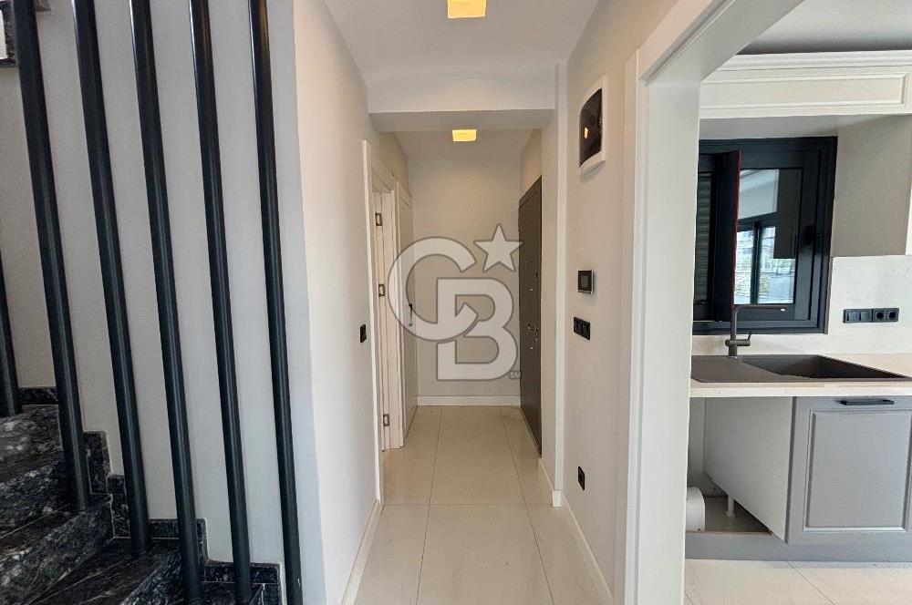 Seferıhısar akarca 140 m2 net kose parsel dublex Vılla