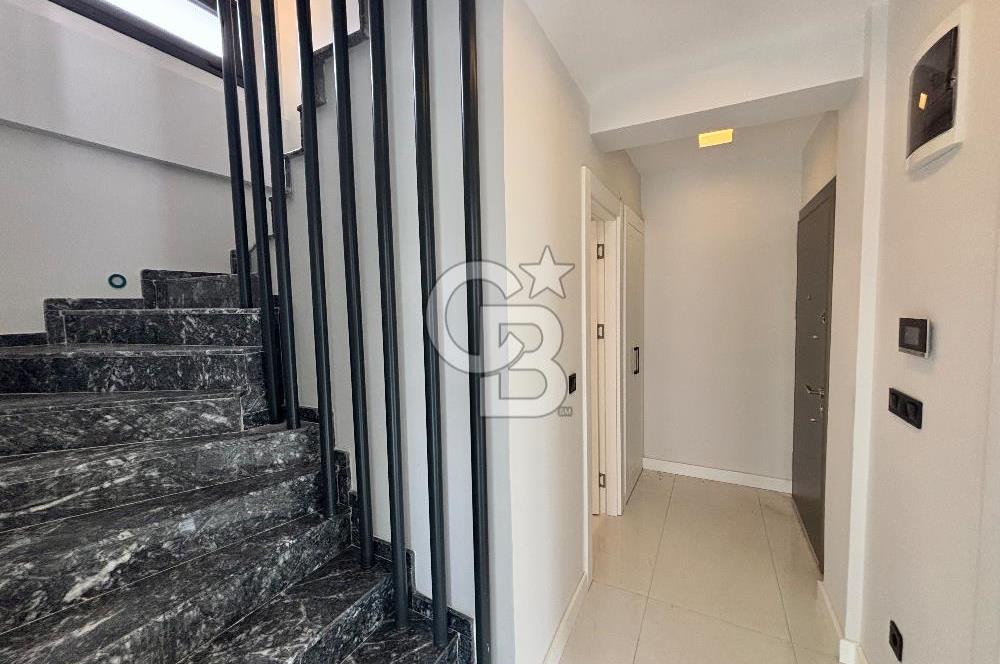 Seferıhısar akarca 140 m2 net kose parsel dublex Vılla
