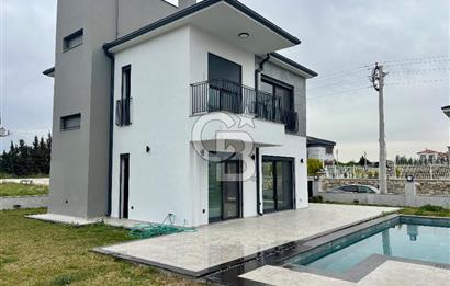 Seferıhısar akarca 140 m2 net kose parsel dublex Vılla