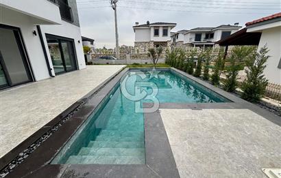 Seferıhısar akarca 140 m2 net kose parsel dublex Vılla
