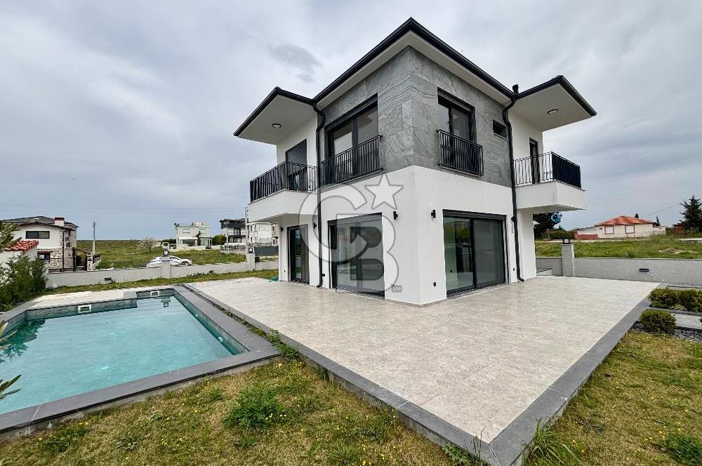 Seferıhısar akarca 140 m2 net kose parsel dublex Vılla