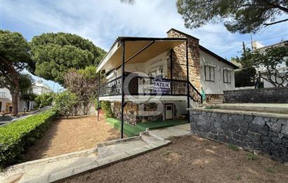 Çeşme Ardıç Punta Mevkii Deniz Manzaralı Villa