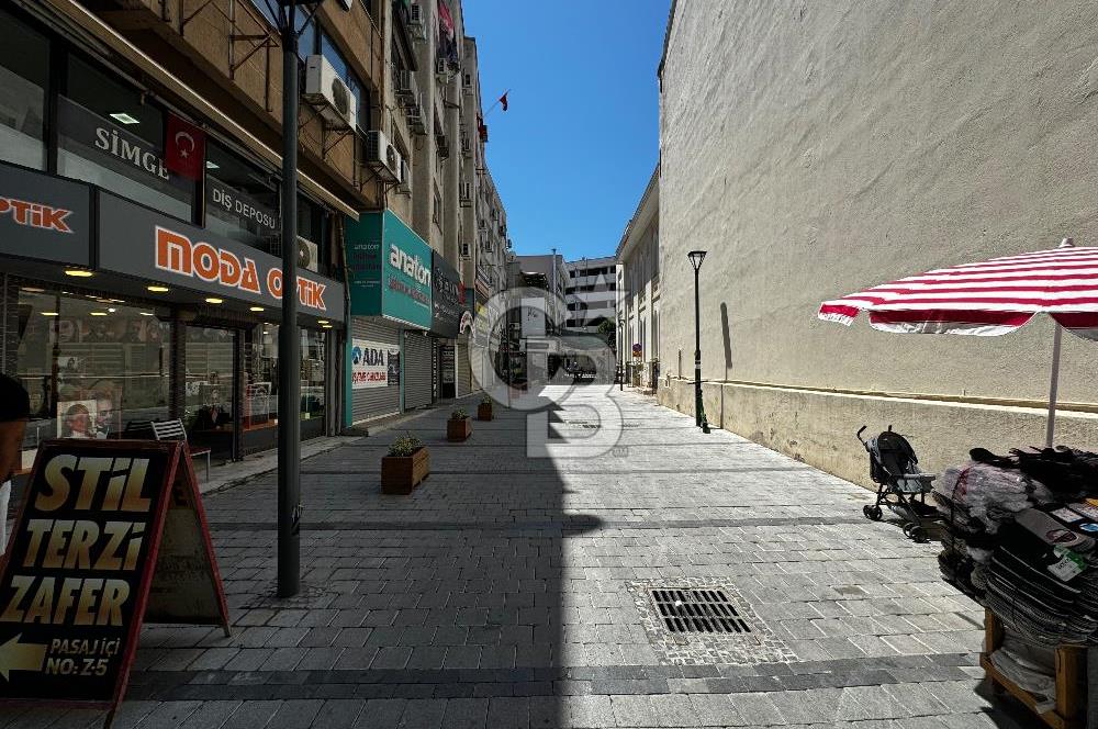 Konak 1. Beyler is Haninda Satilik Dukkan