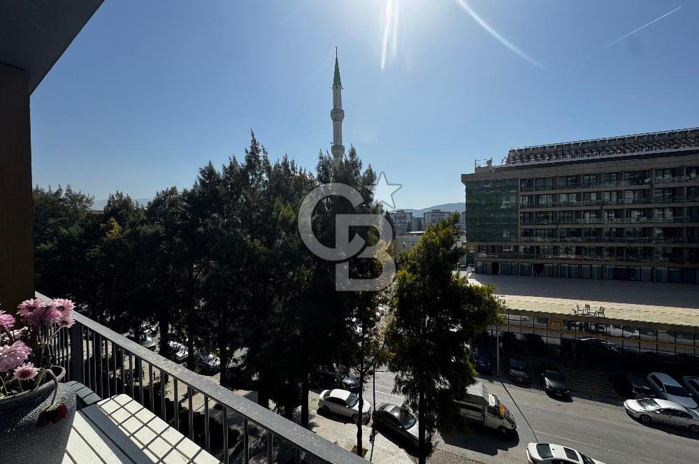Bornova Folkart Life Kiracisiz Esyali Satilik 1+0 Stüdyo Daire 