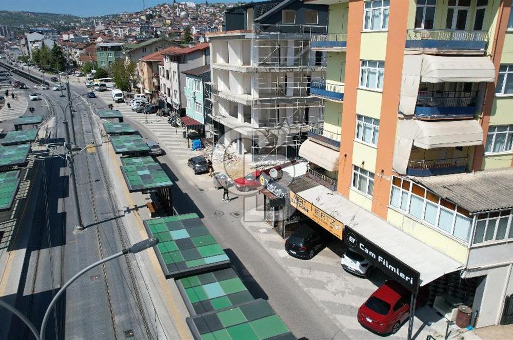 İZMİT YENİŞEHİR CADDE ÜZERİ TAKASA AÇIK DEVREN KİRALIK PASTANE