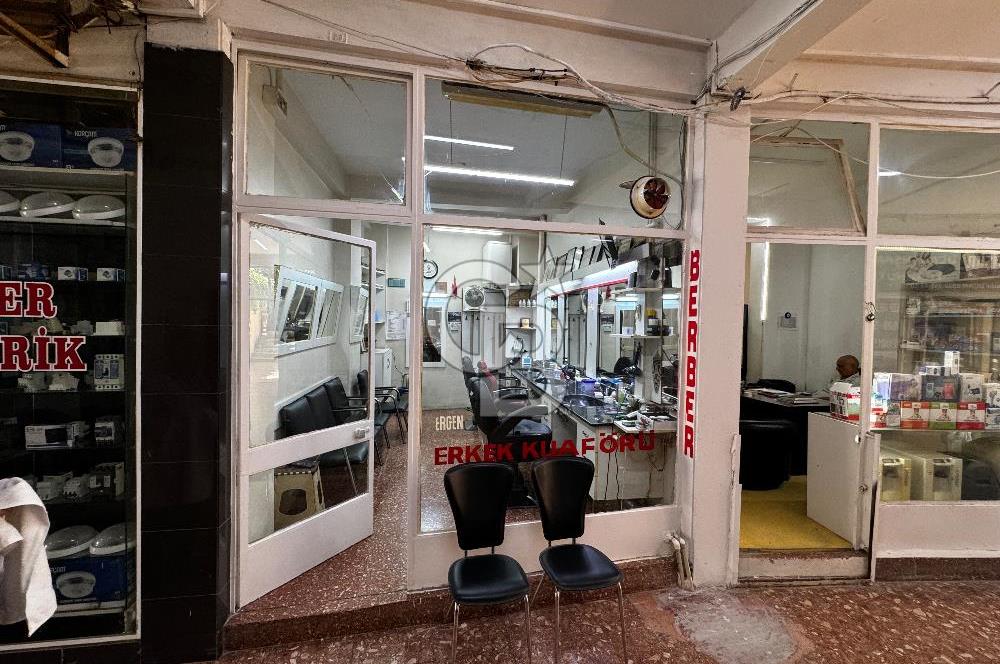 Konak 1. Beyler is Haninda Satilik Dukkan