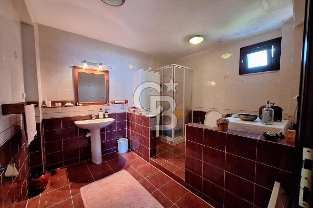 Karamürsel Çamçukuru 4366 m² Arazi, Özel Yapım Müstakil Villa