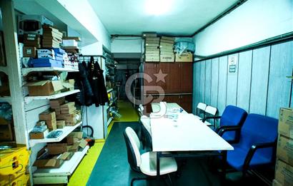 TOPSELVİ'DE CADDE ÜSTÜ SATILIK KÖŞE PARSEL KOMPLE BİNA