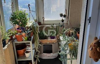 Levazım Birkent Site'sinde Köşe Daire Satılık.