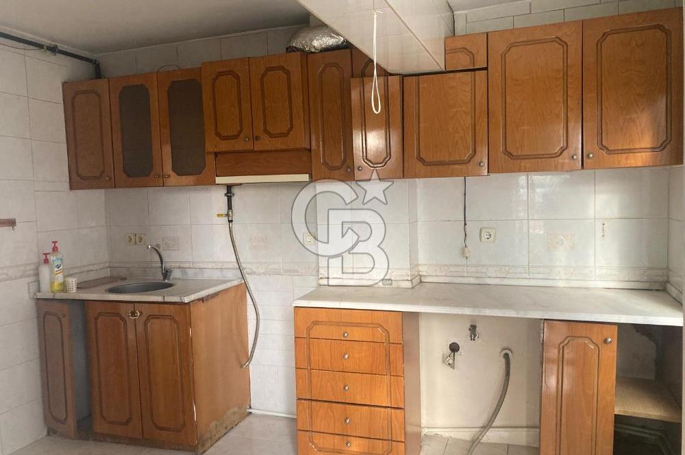C.B ARMONİDEN BASIN SİTESİNDE METRO YAKINI 2+1 SATILIK DAİRE