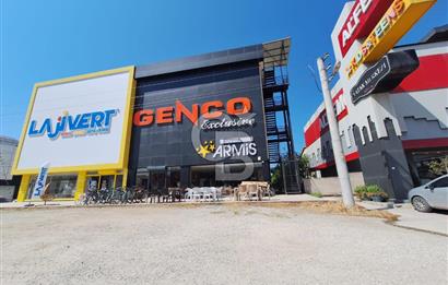 Yalova Çiftlikköy'de Ana Yola Cepheli 4 Katlı Komple Bina