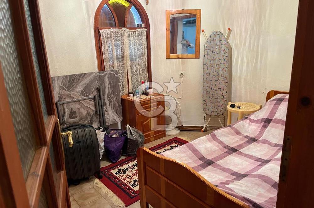 ÇANDARLI DENİZKÖYDE EŞYALI KİRALIK MÜSTAKİL VİLLA