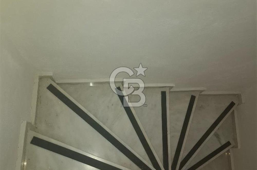 CEMİL TEMEL BURAK SİTESİNDE SATILIK TRİPLEX VİLLA