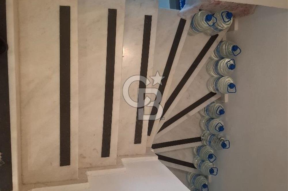 CEMİL TEMEL BURAK SİTESİNDE SATILIK TRİPLEX VİLLA