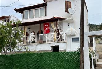 ÇANDARLI DENİZKÖYDE EŞYALI KİRALIK MÜSTAKİL VİLLA