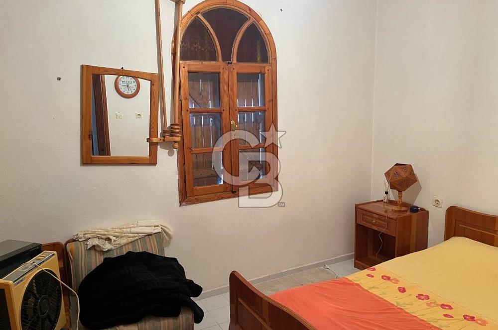 ÇANDARLI DENİZKÖYDE EŞYALI KİRALIK MÜSTAKİL VİLLA