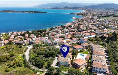 Urla İskele Deniz Manzaralı Villa