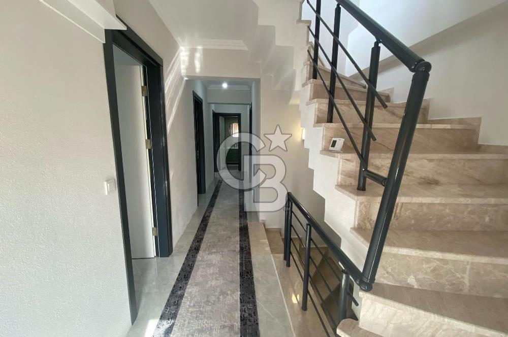 Lapseki Gazi Süleyman Paşa Mahallesinde 3 Katlı Triplex Satılık Villa – 221,88 m² Konfor ve Huzur Bir Arada!